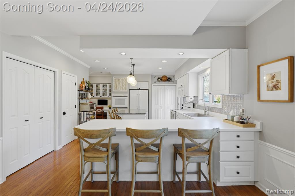 46790 W 11 Mile Road, Novi, MI — Photo 12