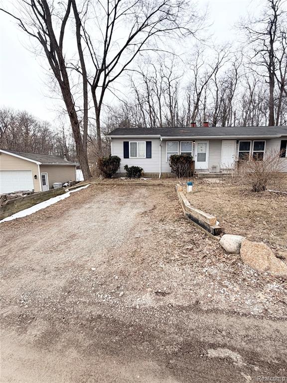 6279 Buckshore Drive Drive, Whitmore Lake, MI 48189 — Photo 3