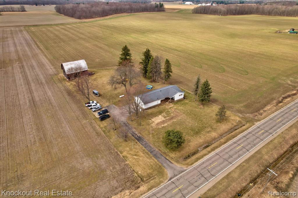 8900 BRAY Road, Vassar, MI 48768 — Photo 2