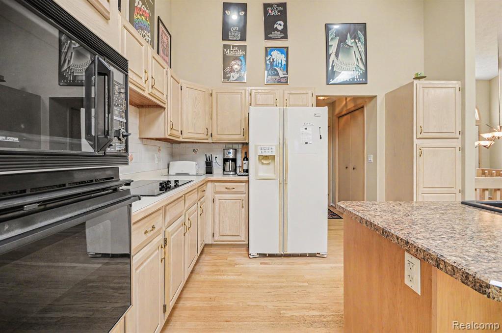 6638 Ridgeview Drive, Clarkston, MI — Photo 9