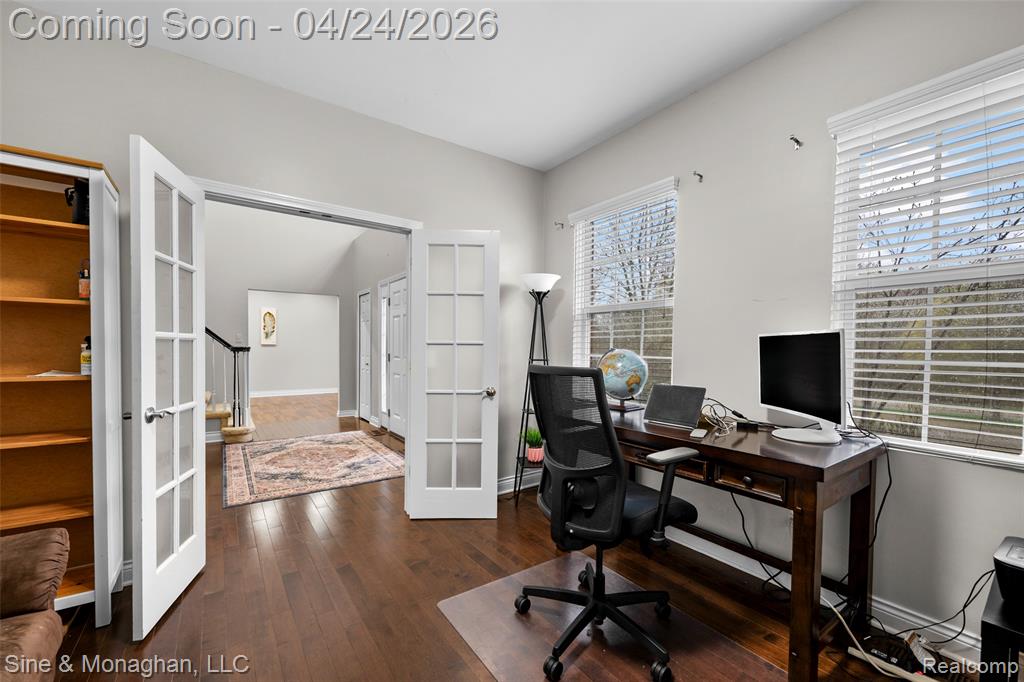 4451 Carriage Hill Court, Rochester, MI 48306 — Photo 9