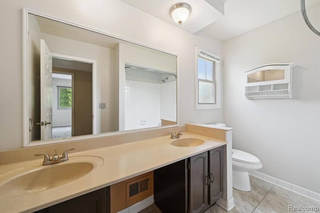 7302 PARKWAY Court, Canton, MI 48187 — Photo 41