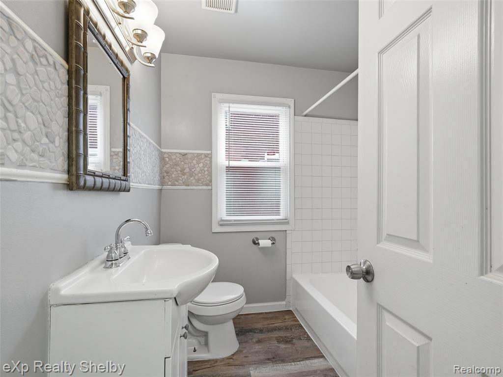16476 Rossini Drive, Detroit, MI 48205 — Photo 15