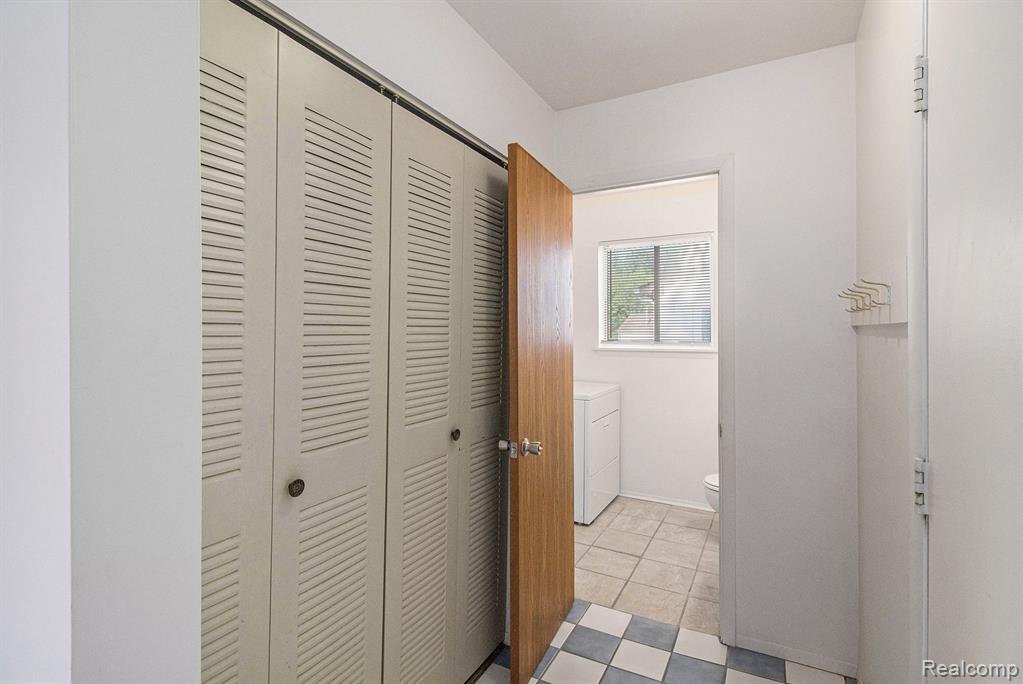 505 Garden Lane, Fowlerville, MI 48836 — Photo 8