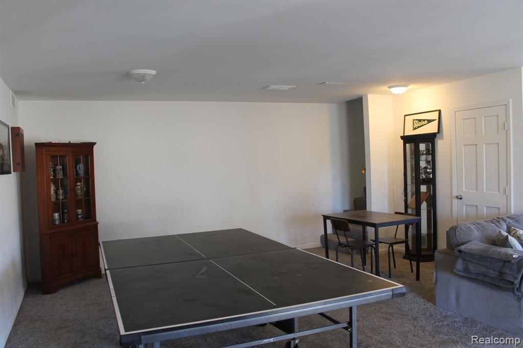 9611 WHITEWOOD Road, Pinckney, MI 48169 — Photo 29