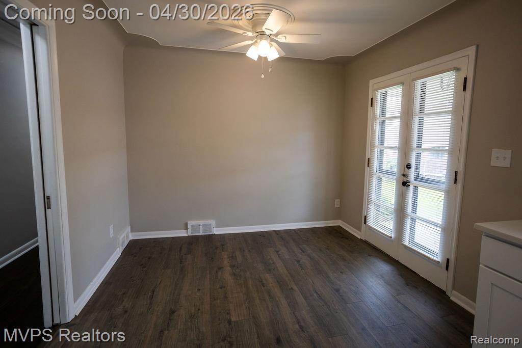 16133 Bell Avenue, Eastpointe, MI 48021 — Photo 6