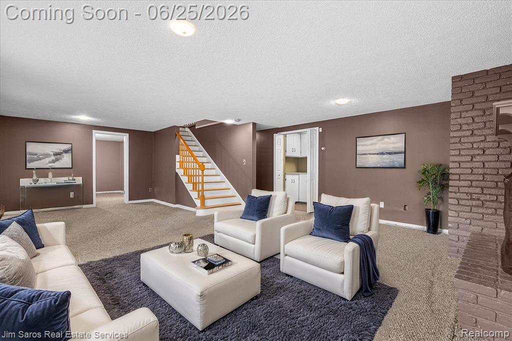 32807 Red Oaks Trail, Beverly Hills, MI 48025 — Photo 21