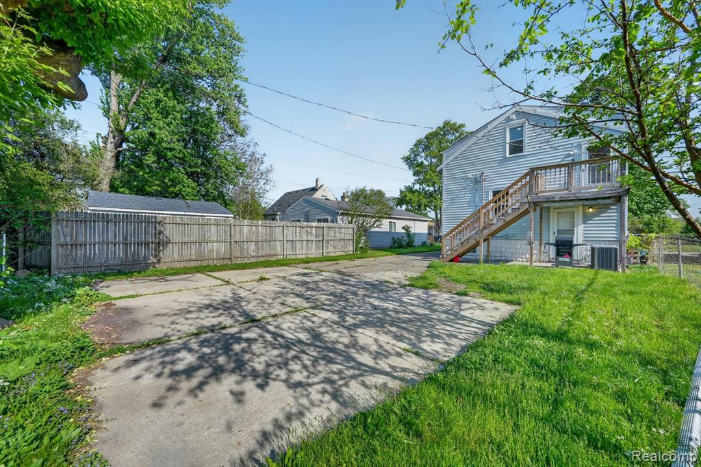 453 MANATEE Avenue, Hazel Park, MI 48030 — Photo 28