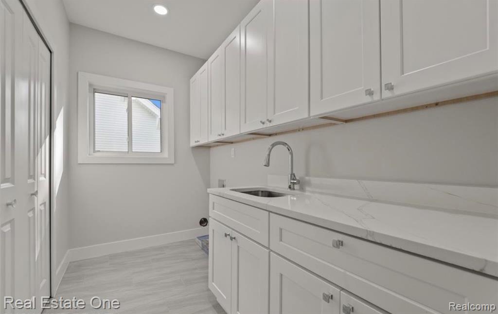 5636 Paris Drive, Sterling Heights, MI 48310 — Photo 27