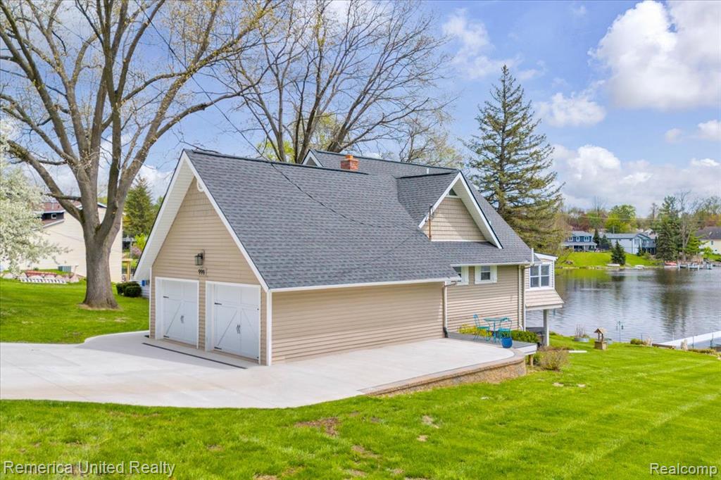 999 Lakeside Drive, Brighton, MI 48116 — Photo 41