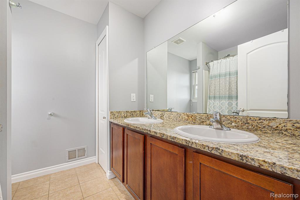 50595 Coolidge Street, Canton, MI 48188 — Photo 17