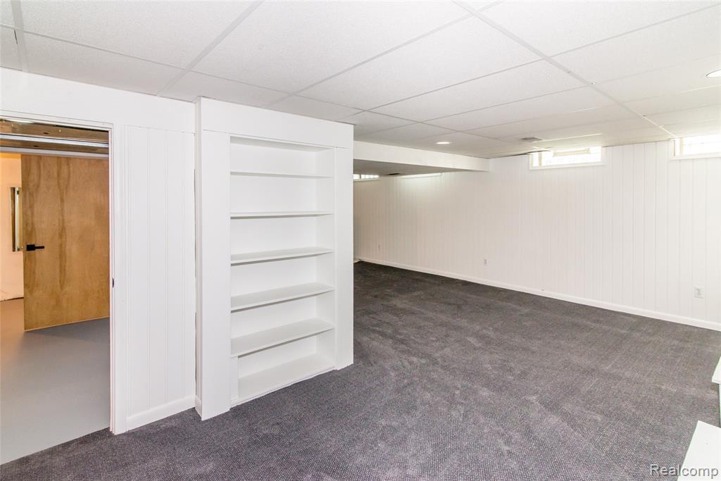 5587 Brompton Court, West Bloomfield, MI — Photo 28