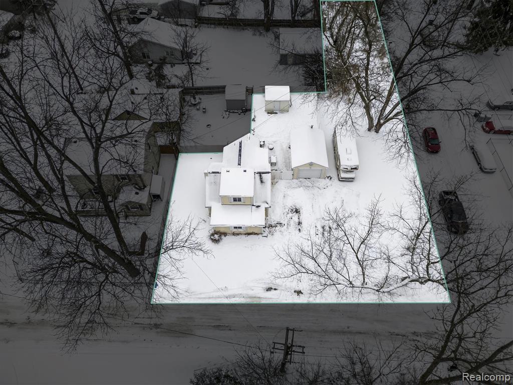 39 Pine Drive, Whitmore Lake, MI 48189 — Photo 32