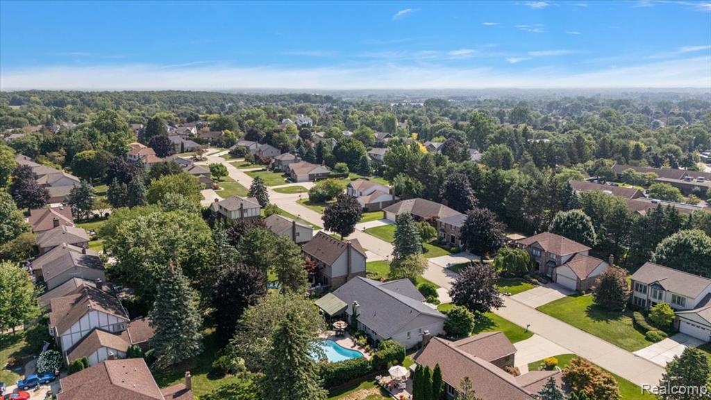 41908 Pon Meadow Drive, Northville, MI 48168 — Photo 43