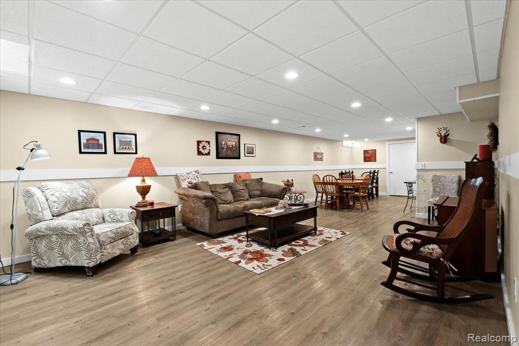 456 WINWOOD Circle, Walled Lake, MI 48390 — Photo 27