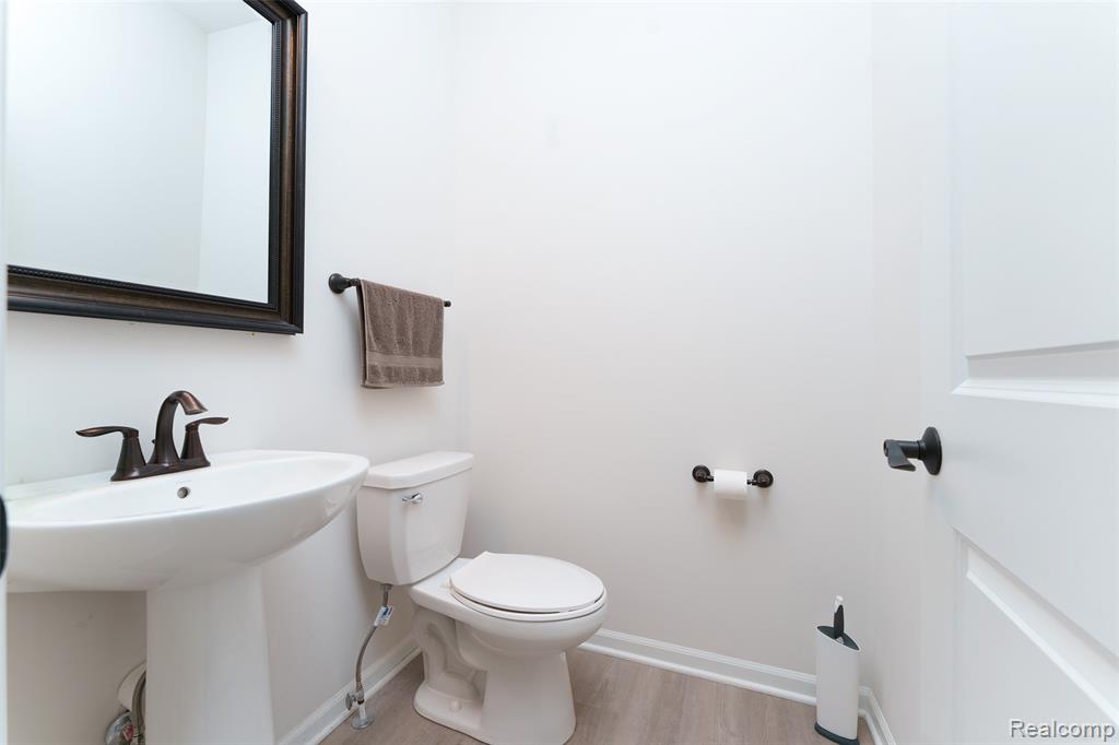 10070 Kylie Drive, Brighton, MI 48116 — Photo 8