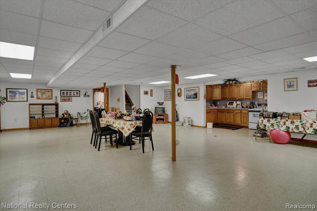 45866 Glen Court, Macomb, MI 48044 — Photo 22