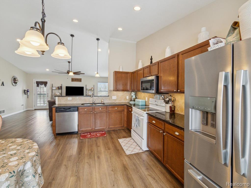 308 Cimarron Drive, Howell, MI 48855 — Photo 6