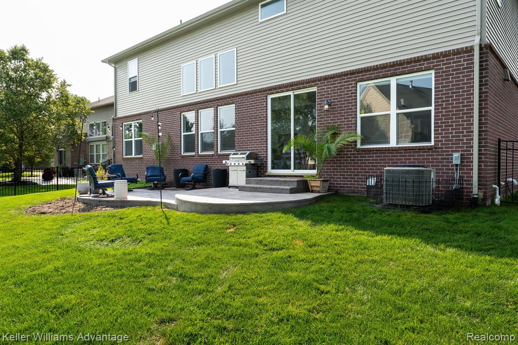 124 Shannon Partin Boulevard, South Lyon, MI 48178 — Photo 52