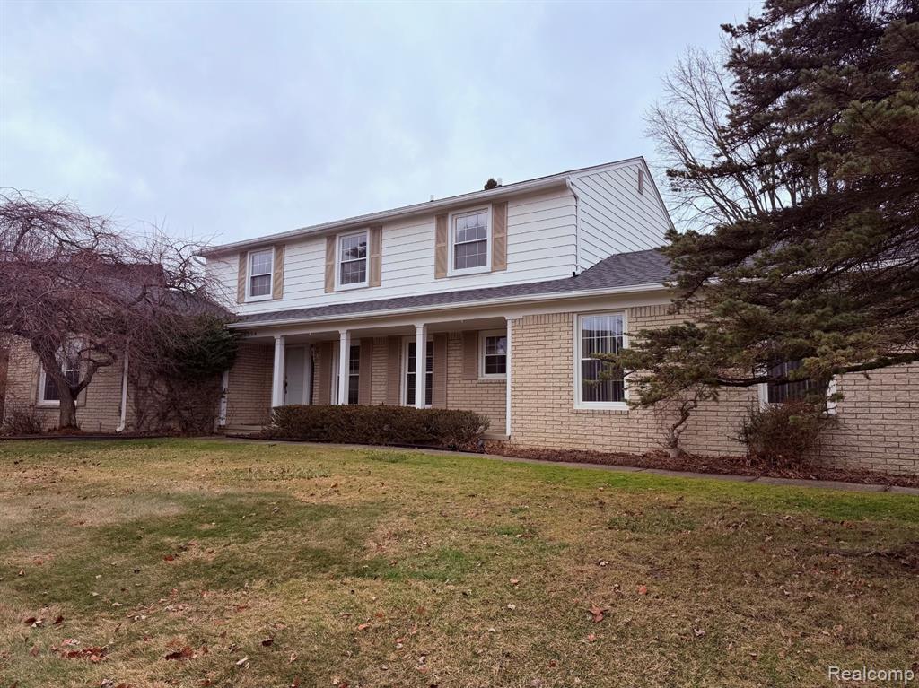 5394 Tequesta Drive, West Bloomfield, MI 48323 — front exterior
