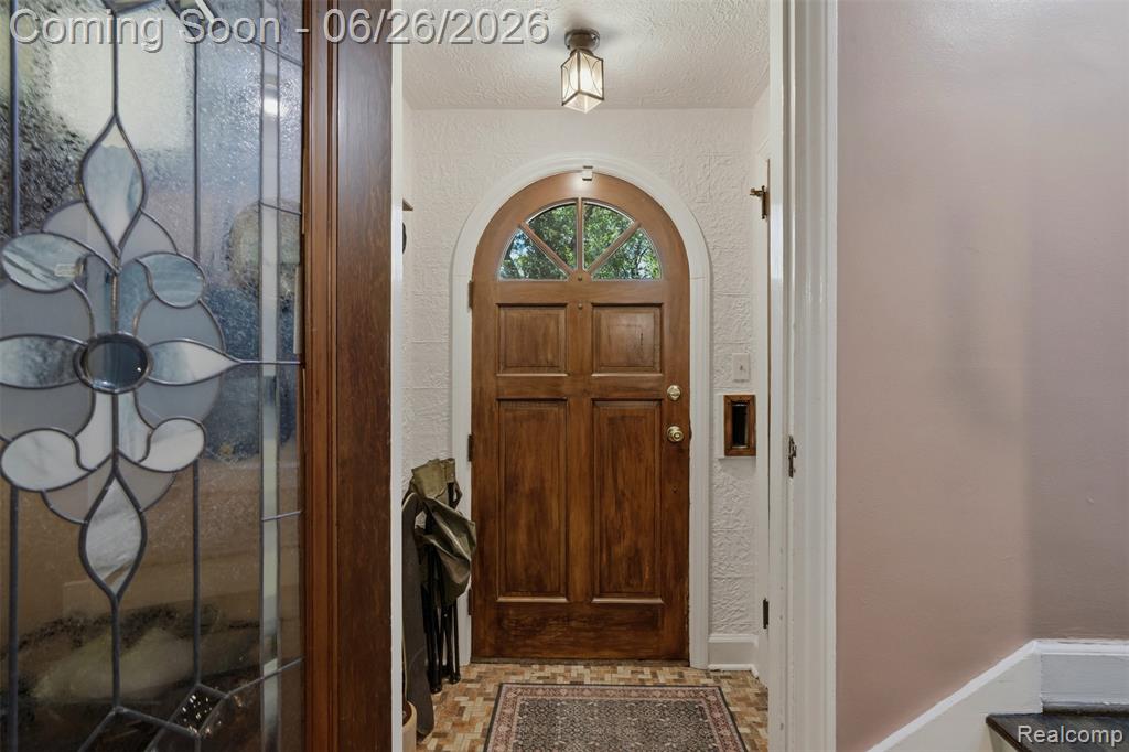 461 Manor Street, Grosse Pointe Farms, MI 48236 — Photo 10