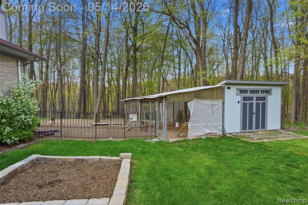 2846 Duana Drive, Milford, MI 48380 — Photo 48