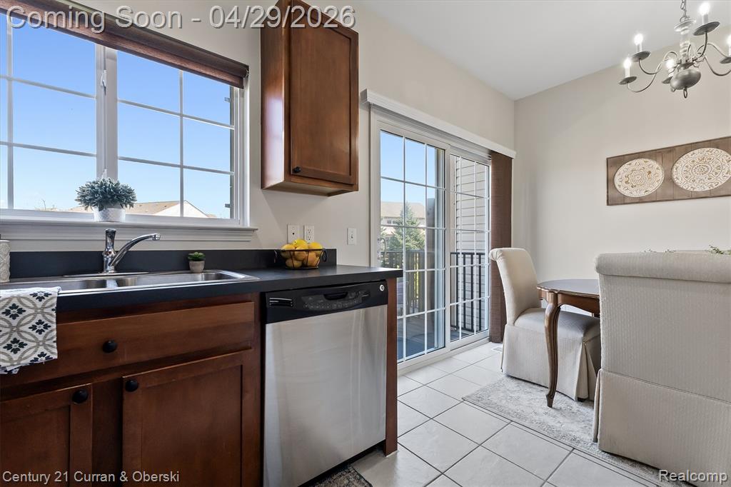 44782 Gwinnett Loop, Novi, MI 48377 — Photo 14
