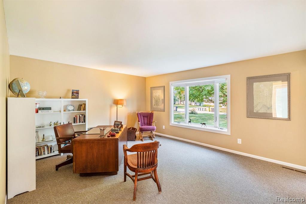 823 ALPINE Trail, Fenton, MI 48430 — Photo 3