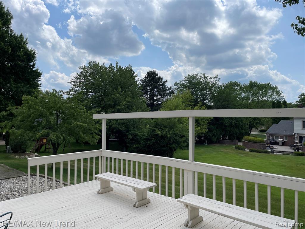 5408 Vincennes Drive, Bloomfield Hills, MI 48302 — Photo 24