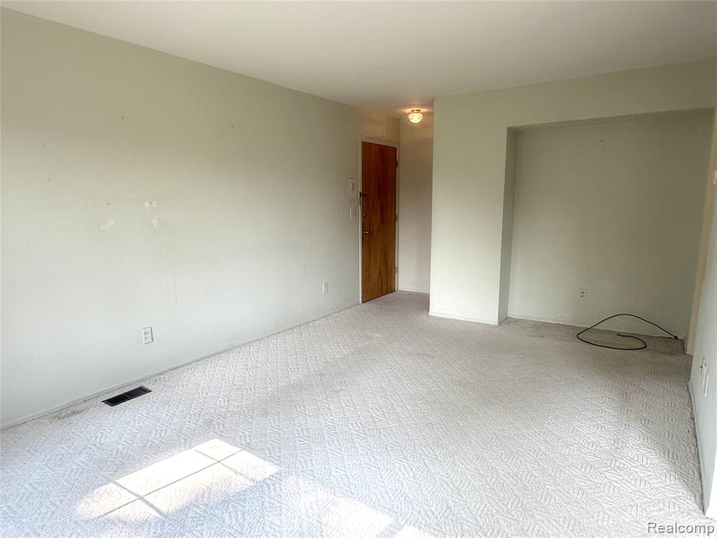 29330 Hoover Road, 330, Warren, MI 48093 — Photo 4