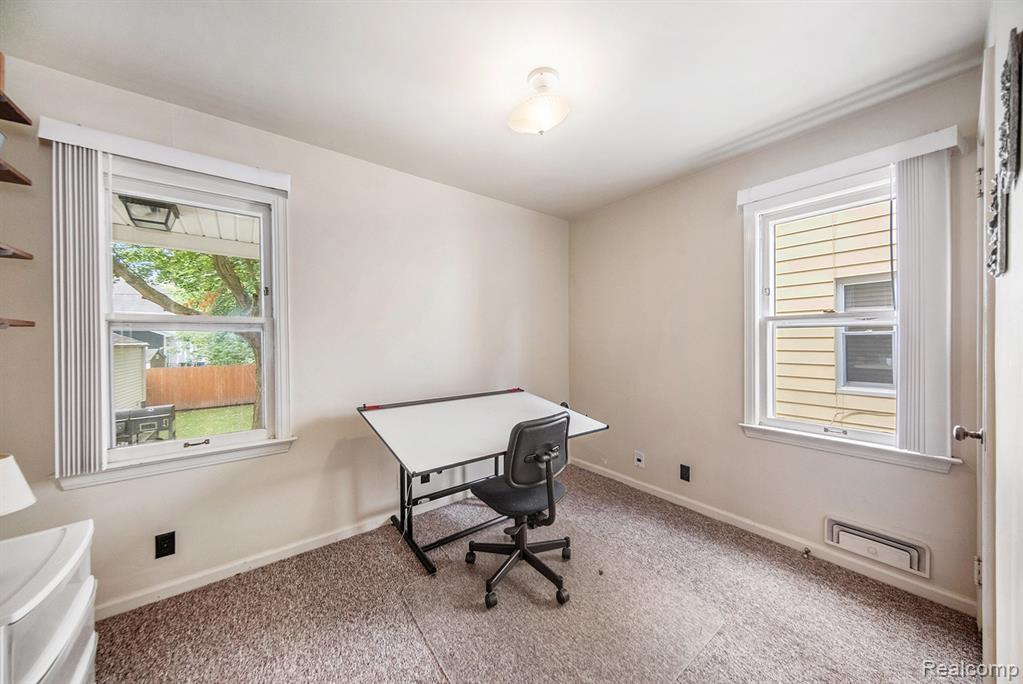 924 Woodlawn Avenue, Ann Arbor, MI 48104 — Photo 16