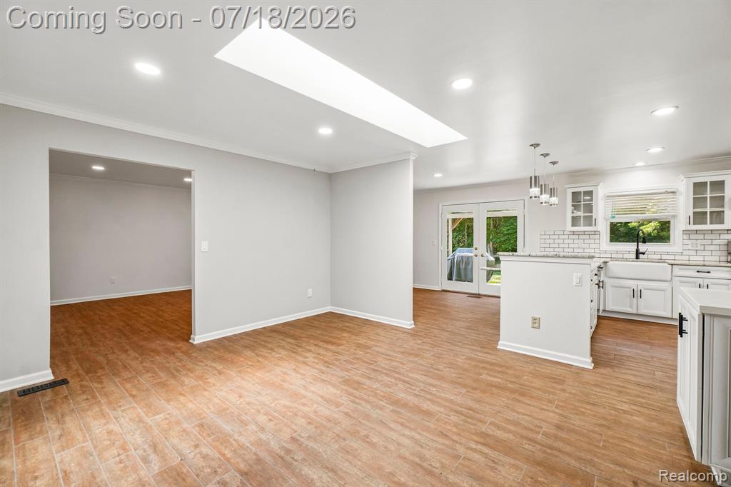 4855 Butler Drive, Troy, MI 48085 — Photo 12