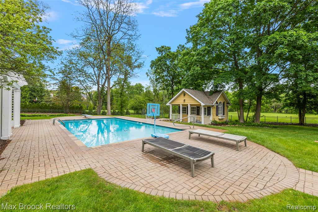 760 Lone Pine Road, Bloomfield Hills, MI 48304 — Photo 43