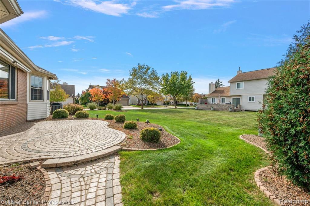 3406 Riverside Court, Canton, MI 48188 — Photo 10