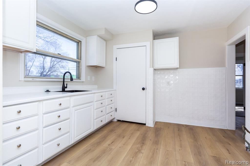 8316 RIVARD Avenue, Warren, MI 48089 — Photo 8