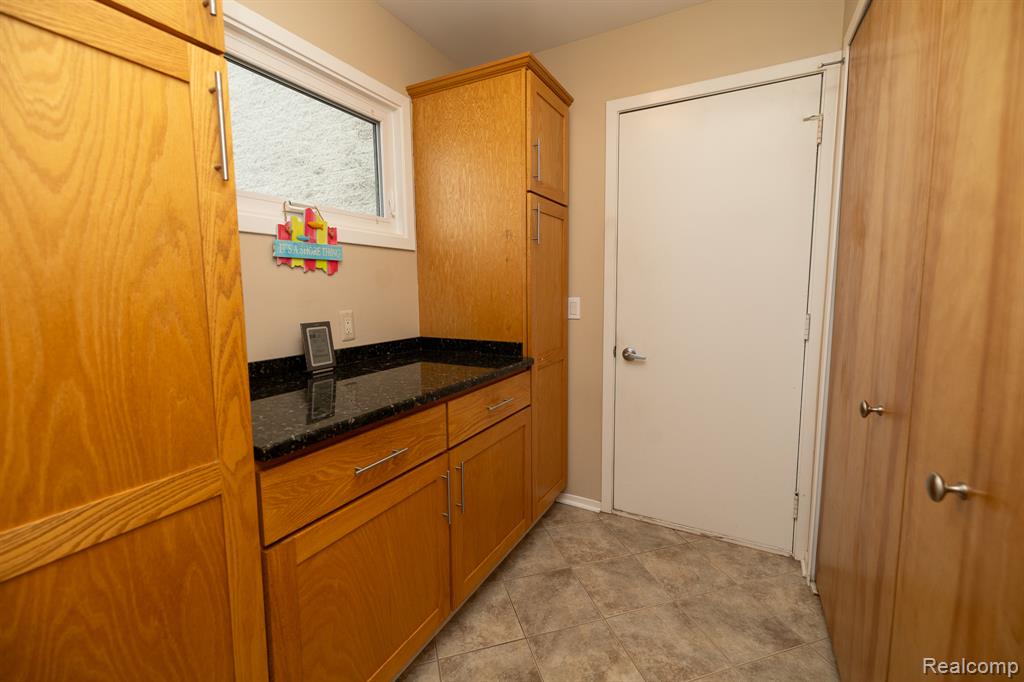 762 Golden Shores, White Lake, MI — Photo 18