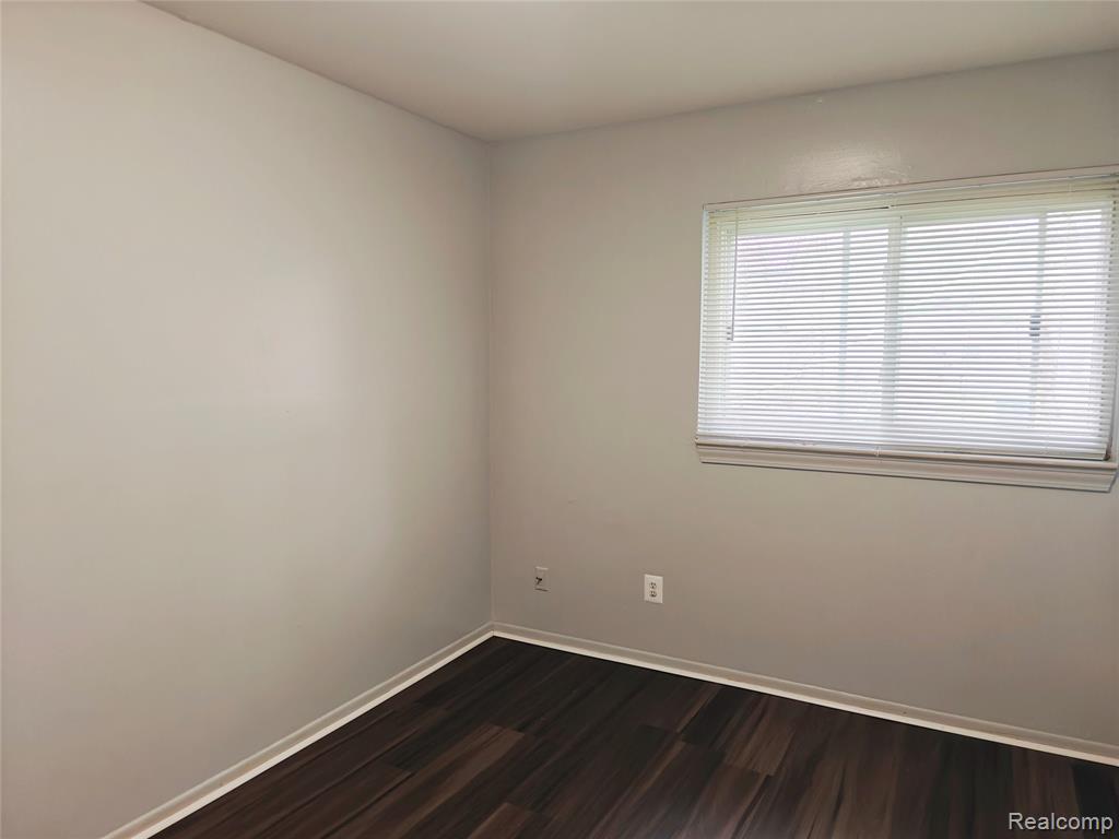 6039 Sylvia Street, Taylor, MI 48180 — Photo 10