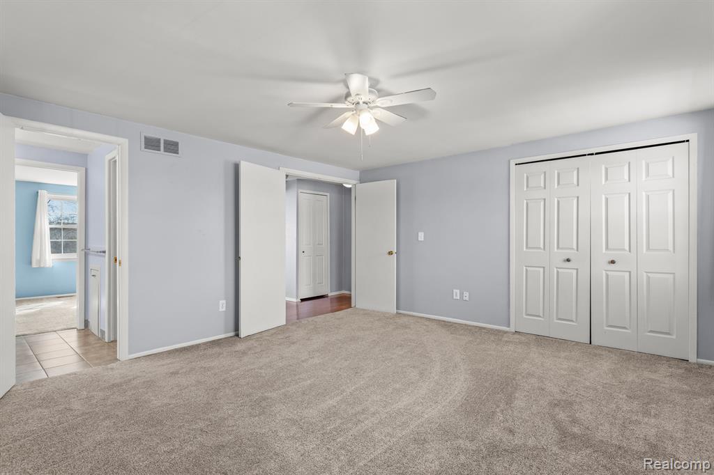 19708 DEARBORN Court, Northville, MI 48167 — Photo 18