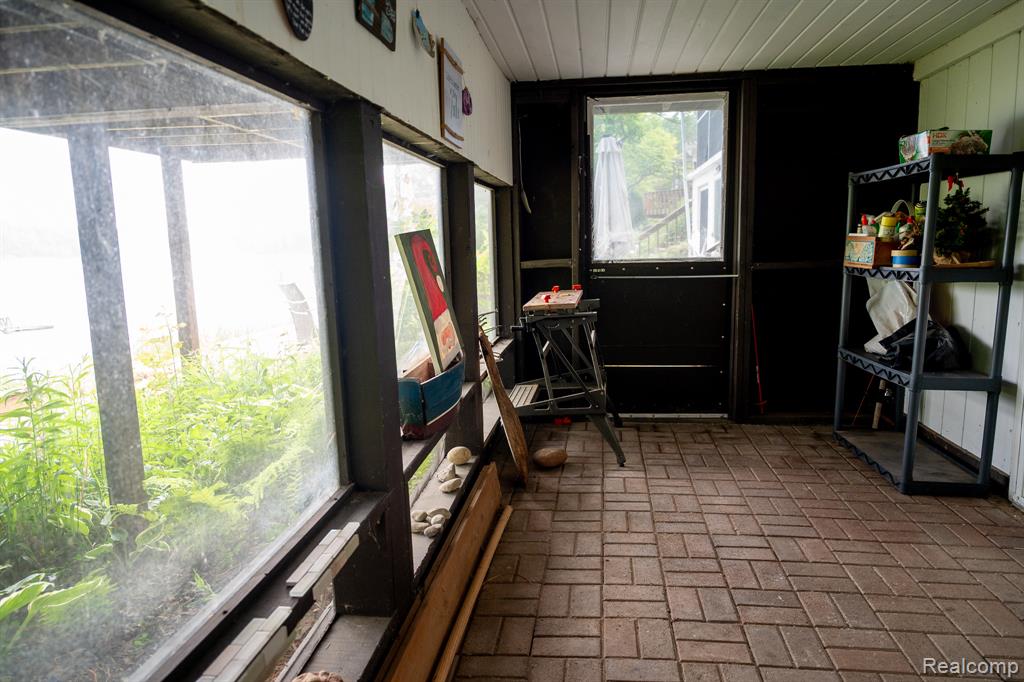 3236 Shady Oak Drive, Columbiaville, MI 48421 — Photo 50