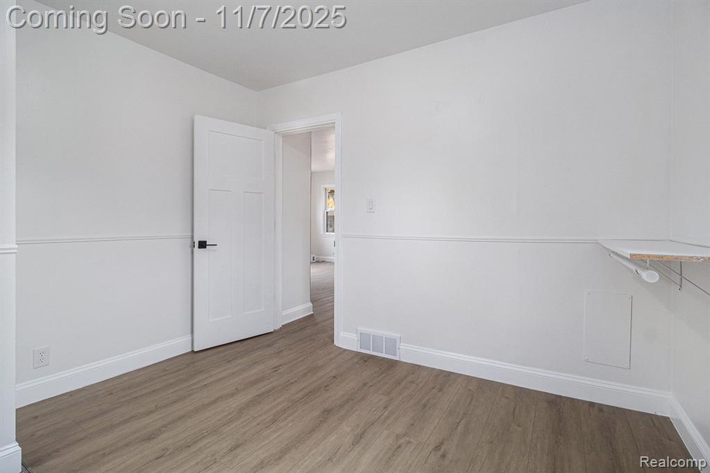 5555 Kreger Street, Sterling Heights, MI 48310 — Photo 14