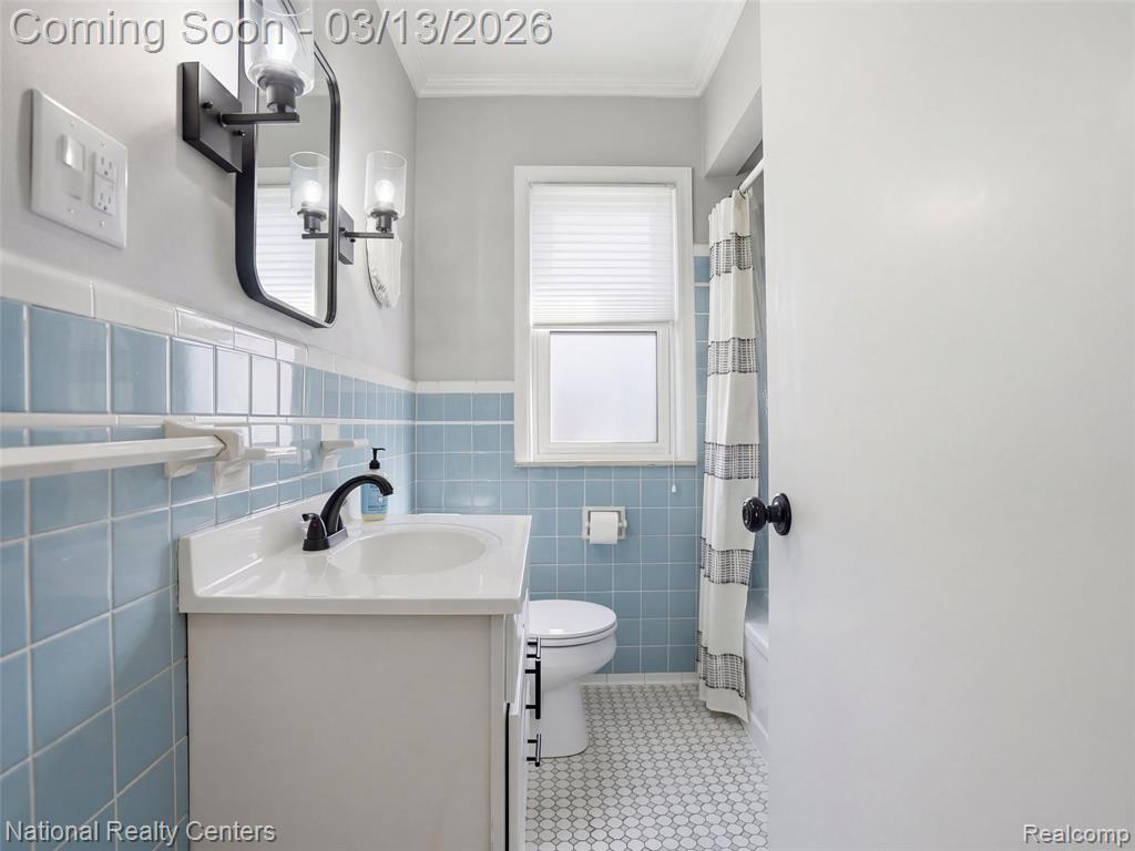2266 Robina Avenue, Berkley, MI 48072 — Photo 19