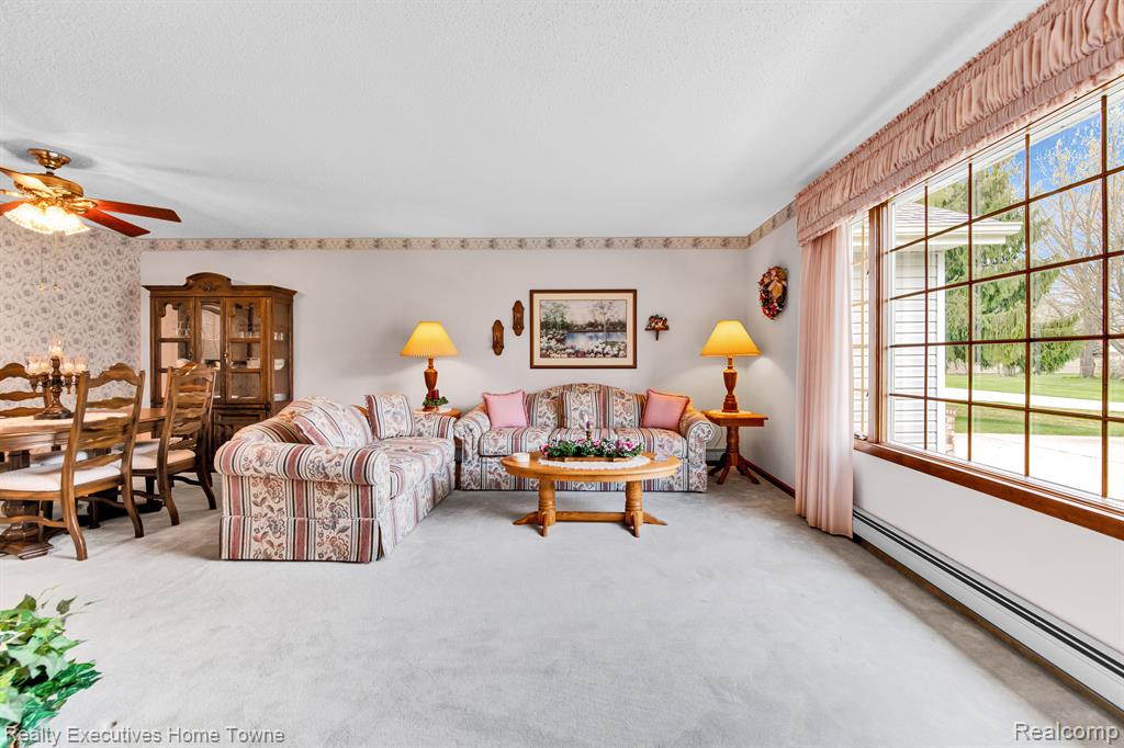4681 BUCKINGHAM Drive, Port Huron, MI 48060 — Photo 3