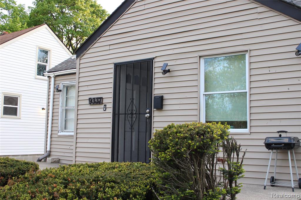 9337 Rutland Street, Detroit, MI 48228 — Photo 6