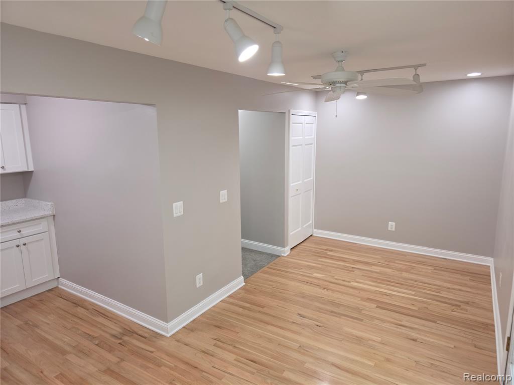 48570 Sugarbush Road, 56, New Baltimore, MI 48047 — Photo 8