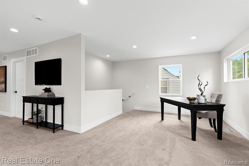 415 HELENE Avenue, Royal Oak, MI 48067 — Photo 11