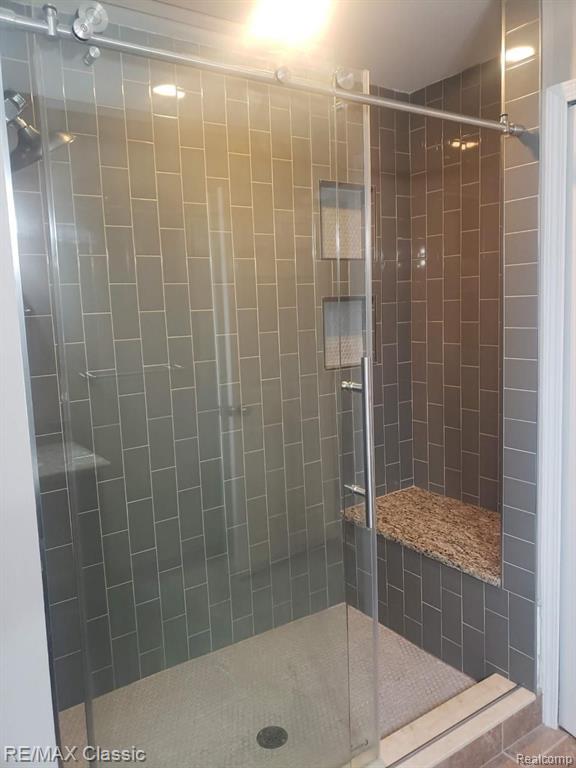 617 E 3RD Street, Royal Oak, MI 48067 — Photo 18