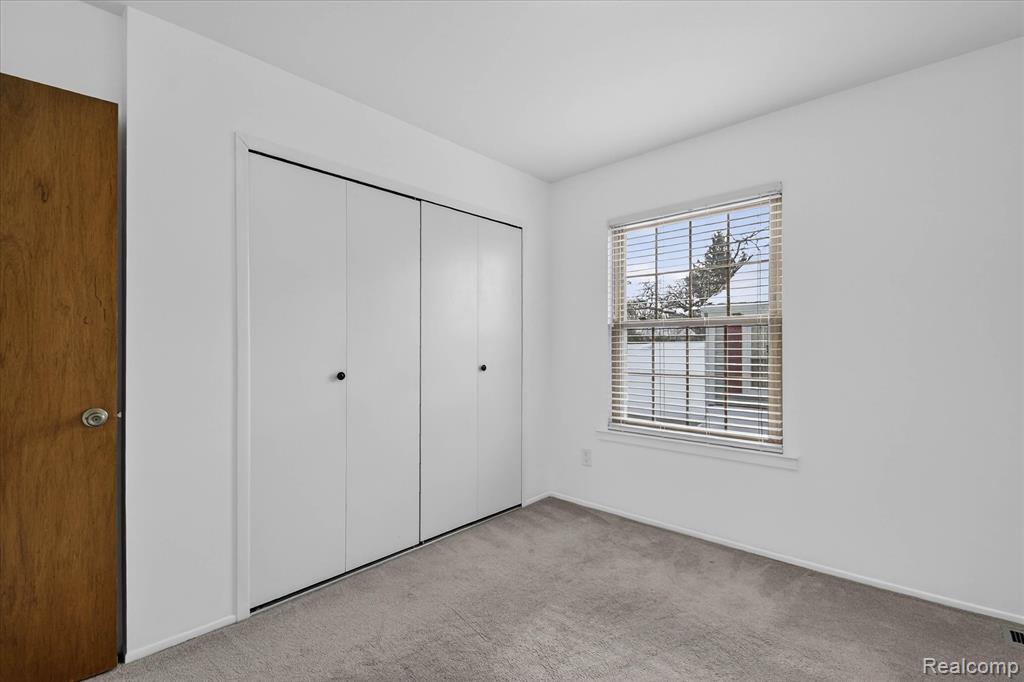 2736 Glenbridge Court, Ann Arbor, MI 48104 — Photo 23