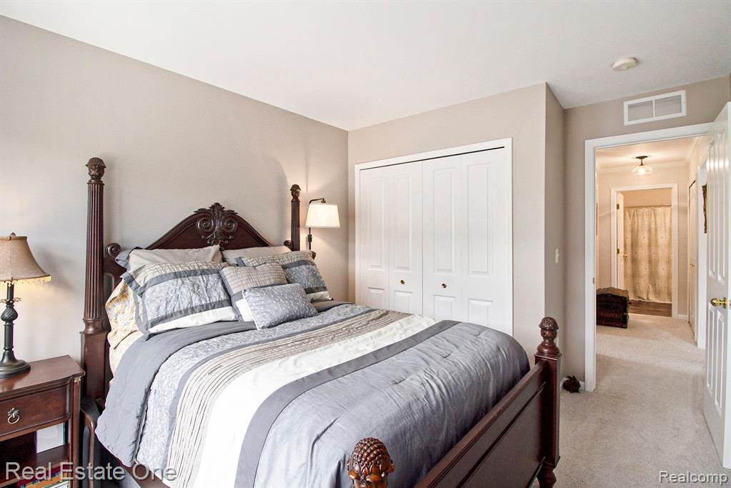 4268 HAMPTON RIDGE Boulevard, Howell, MI 48843 — Photo 17