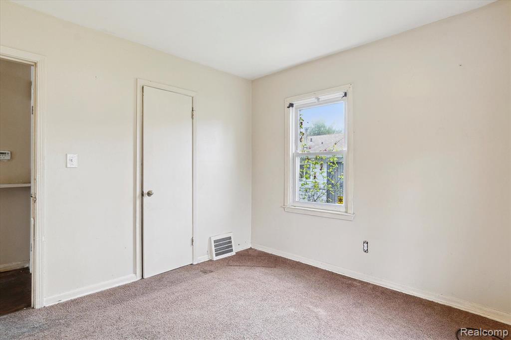 7731 EVERGREEN Avenue, Detroit, MI 48228 — Photo 14