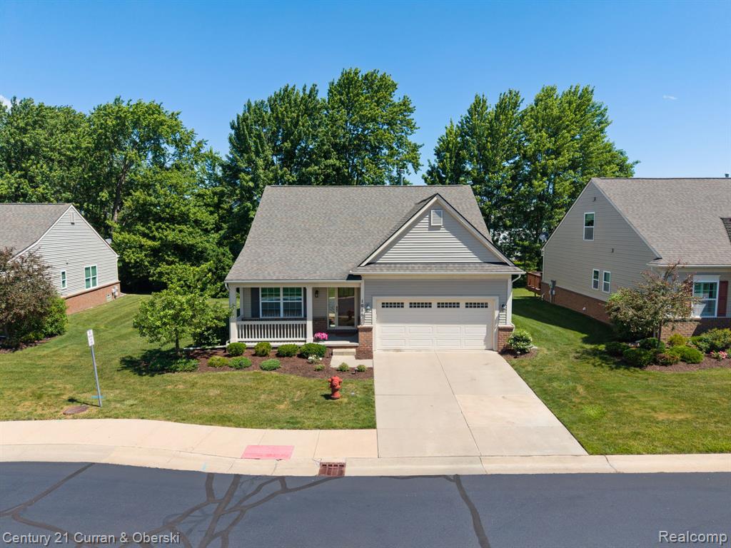 1086 Paddock Drive, South Lyon, MI 48178 — Photo 2